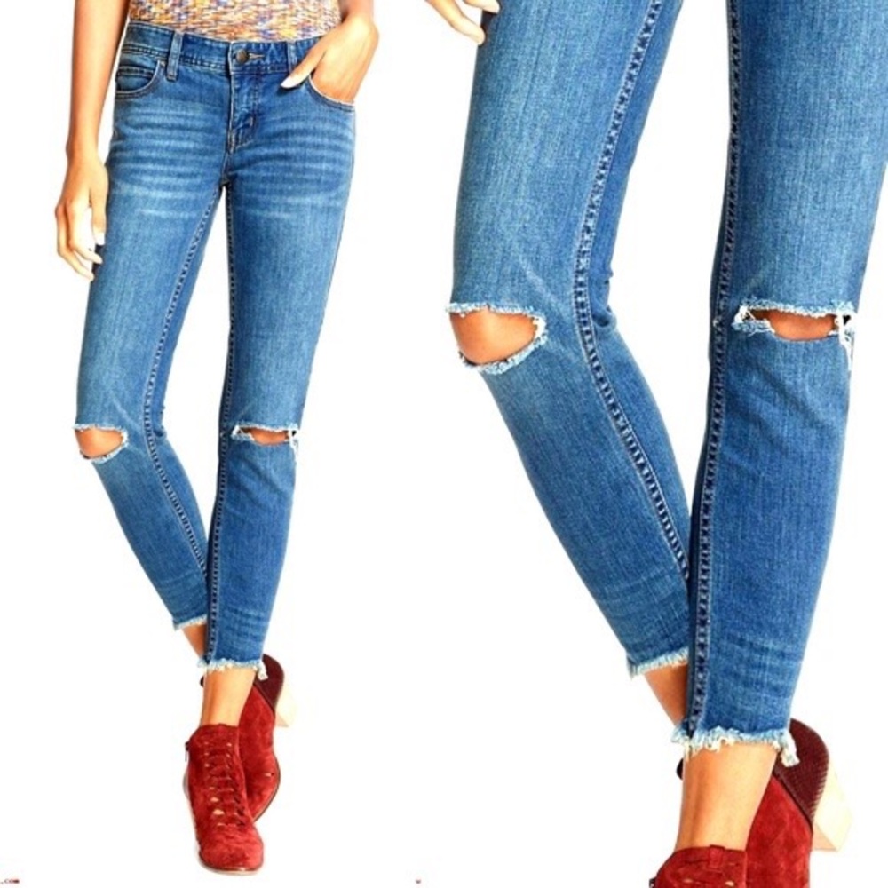 Free People Distressed Ripped Knee Raw Hem Cropped Ankle Skinny Jeans